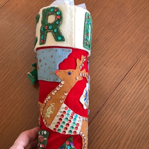 Vtg 60s large red felt hand decorated Christmas stocking - Picture 4 of 14